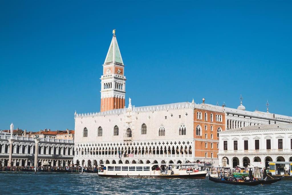 10 Min From Venice Free Garage Lovely Flat Mestre Ngoại thất bức ảnh